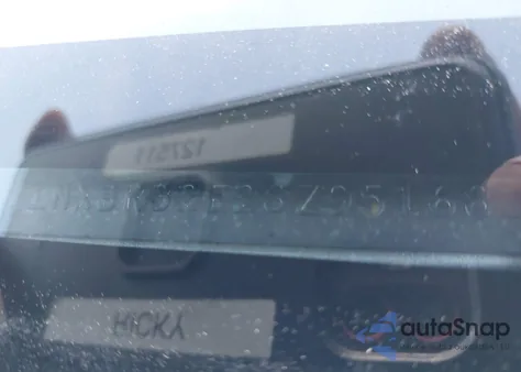 2008 Toyota Corolla Le from USA, damaged, VIN 1NXBR32E28Z951681